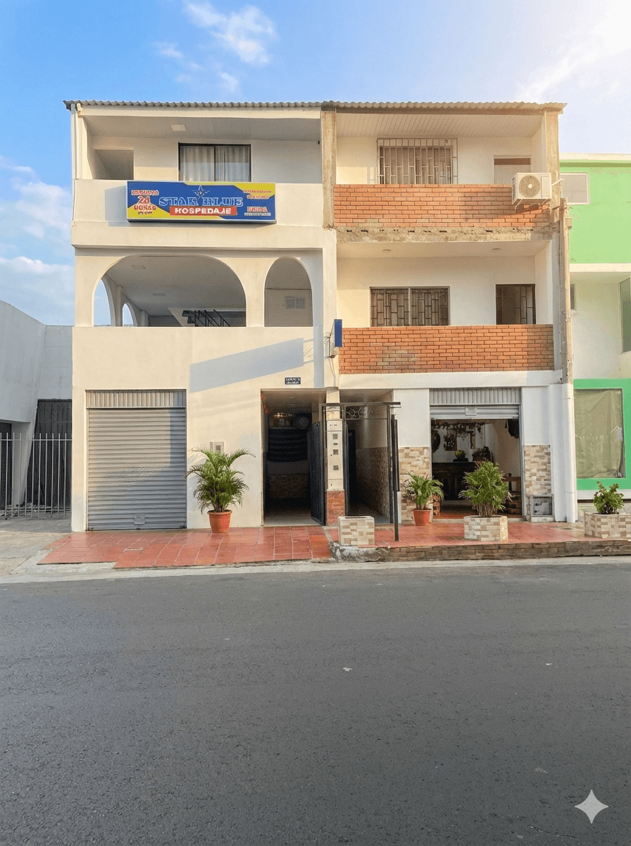 Fachada del Hospedaje StarBlue en el centro de Cúcuta